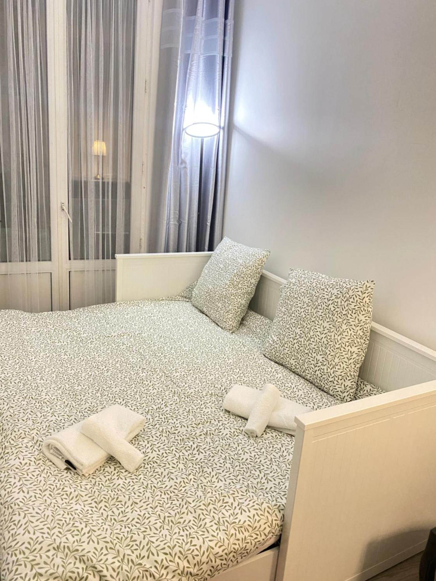 Chic Appartement 2 Bedrooms Phantheon Notre Dame Paris Dış mekan fotoğraf