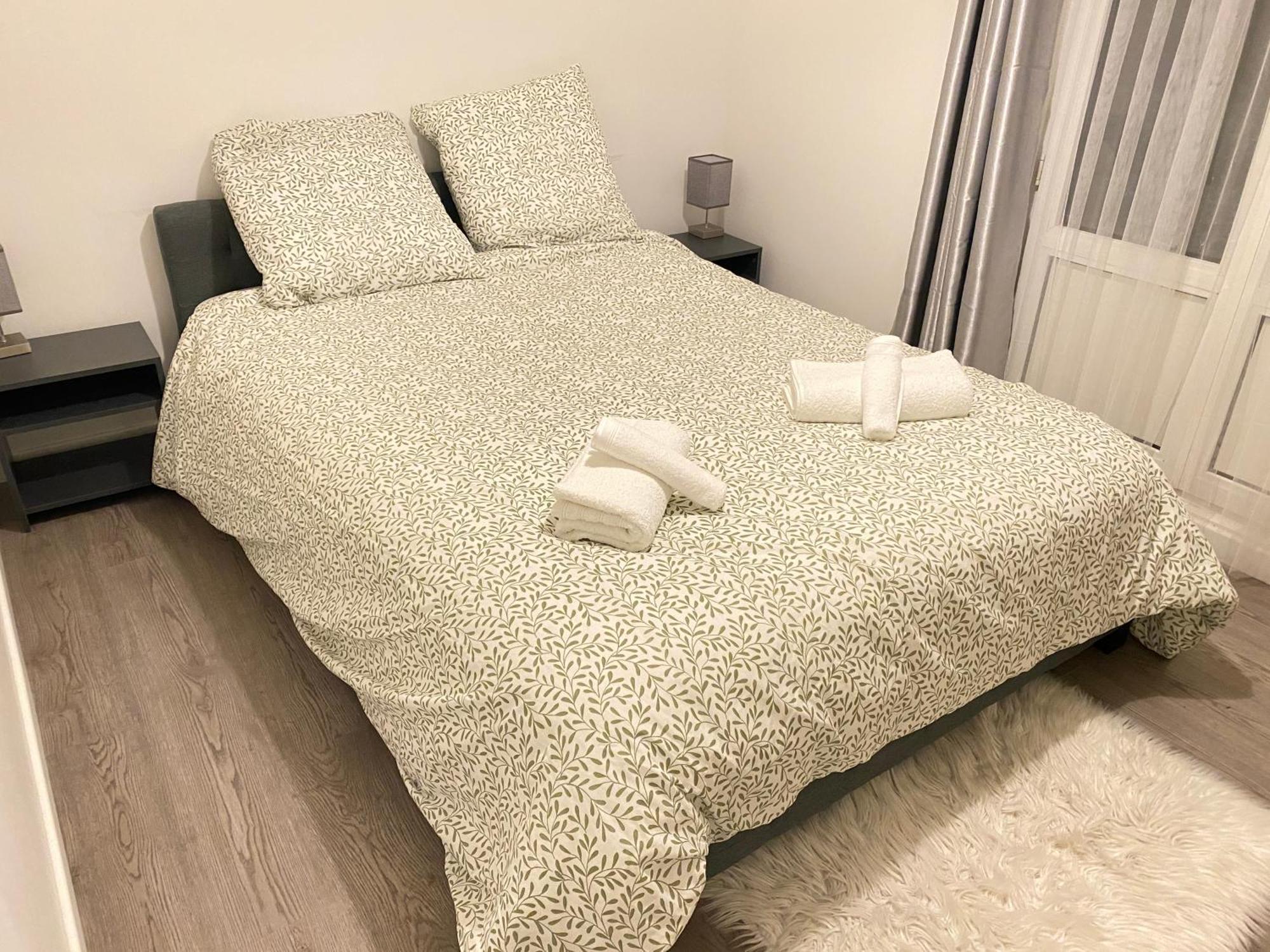 Chic Appartement 2 Bedrooms Phantheon Notre Dame Paris Dış mekan fotoğraf