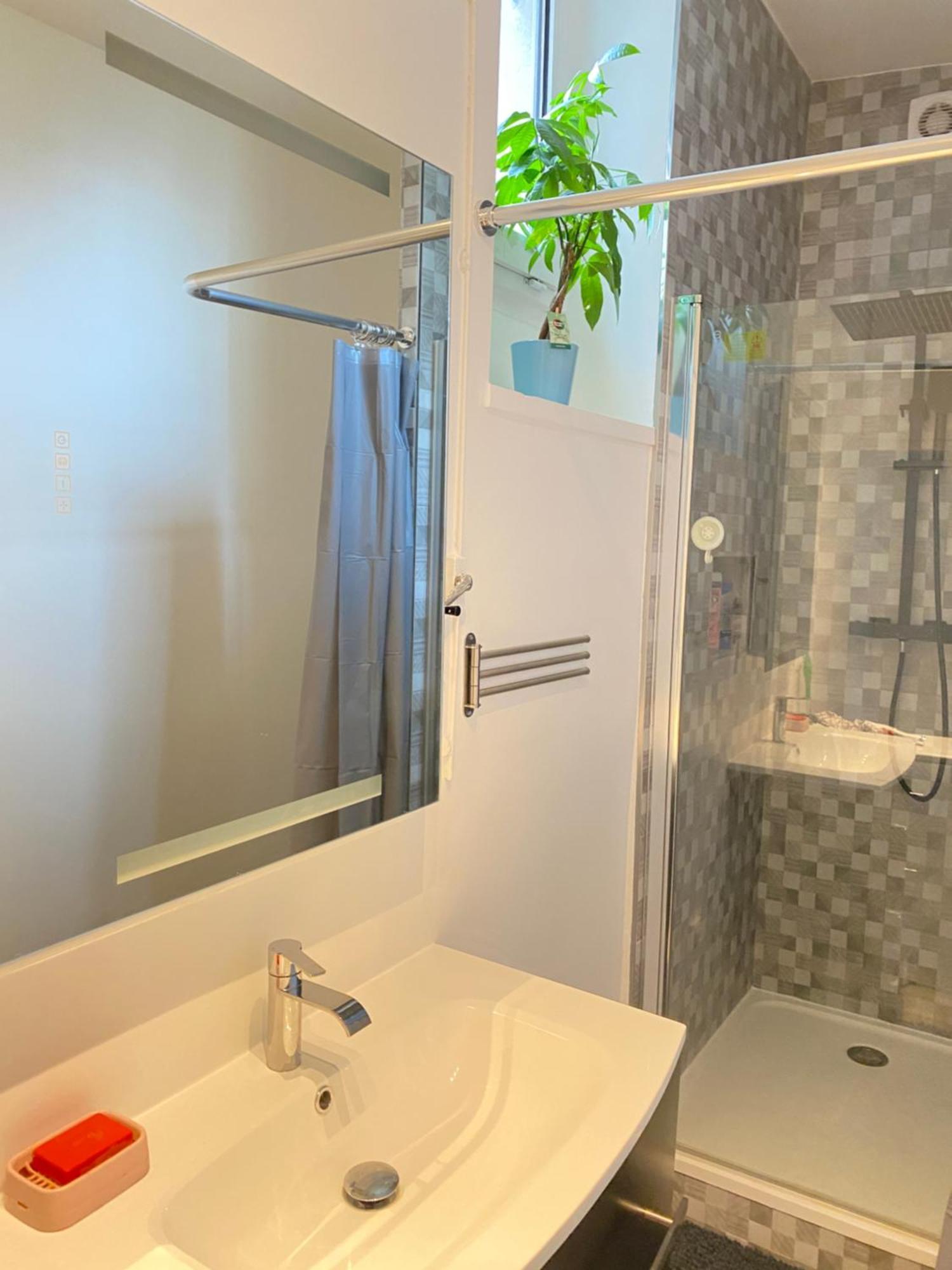 Chic Appartement 2 Bedrooms Phantheon Notre Dame Paris Dış mekan fotoğraf